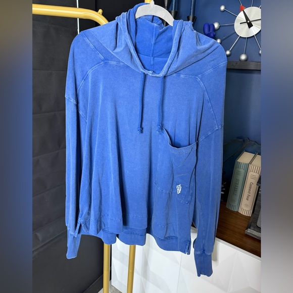 FP Movement by Free People Tops - FP Movement by Free People Hot Shot Hooded Layer Top NWOT